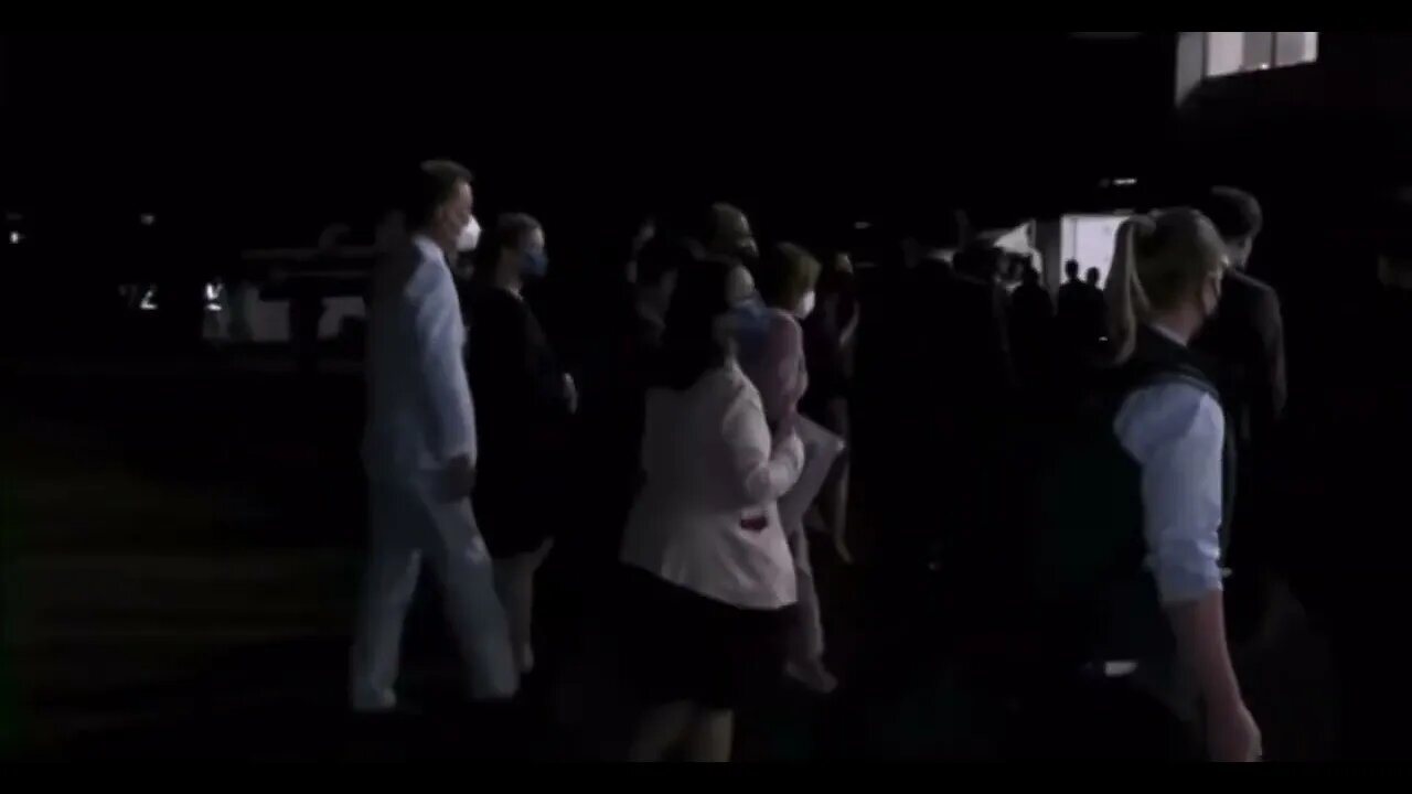 Breaking NEWS Pelosi 🛬