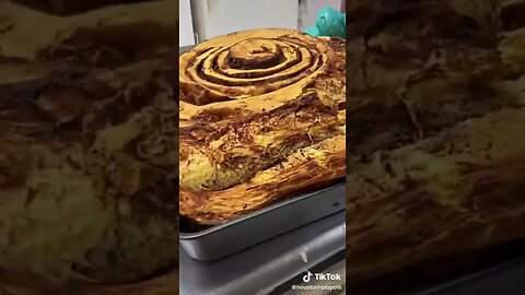 Texas Sized Cinnamon Rolls tiktok houstonhotspots