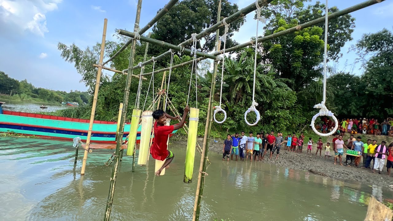 Commando game on water.Thousands of villagers came to watch the fun challenge, New Game Challenge