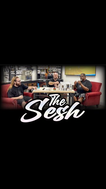 PACKING A CANNAGAR - BIG D JOINS US FOR SESH 3 “Rosin Made Simple”® learn more at NugSmasher.com