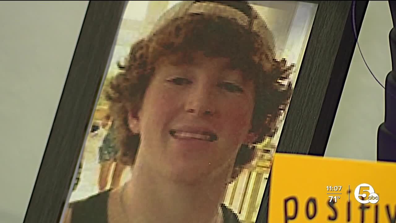 Avon High School mourns loss of junior on wrestling team after fatal crash