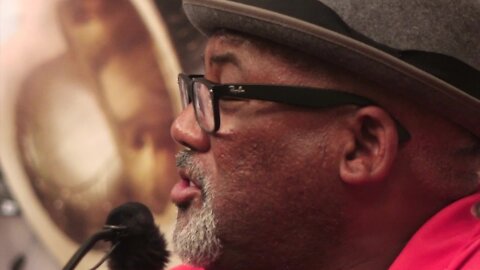 South Africa - Cape Town - Jonathan Butler on starting a music school in Cape Town (CKp)