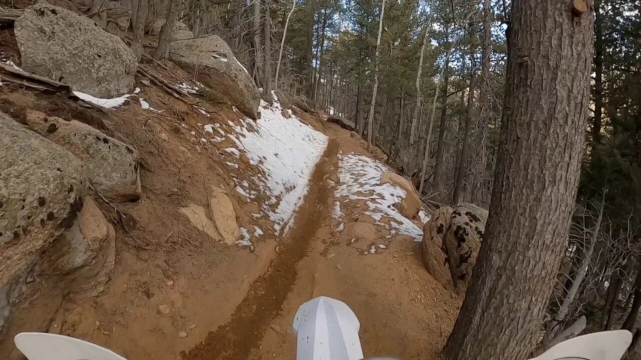 Riding Around - vlog #178 - Snow, Pictures and YZ250X Stator