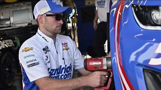 From Amish to NASCAR mechanics, locals return home for Road America weekend