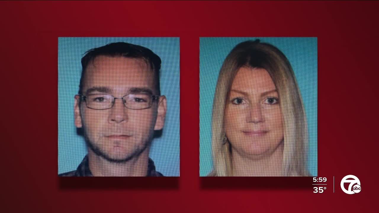 Police, FBI searching for fugitive parents of suspected Oxford High School shooter