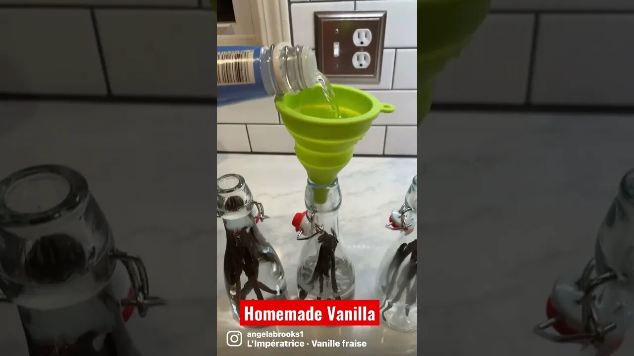 How to make homemade vanilla flavoring with Angela Brooks