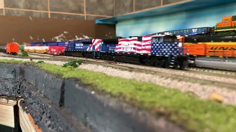 N Scale MRL Racing BNSF. Happy 4th🇺🇸