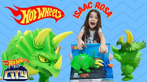 Ataque do Triceratops Hot Wheels