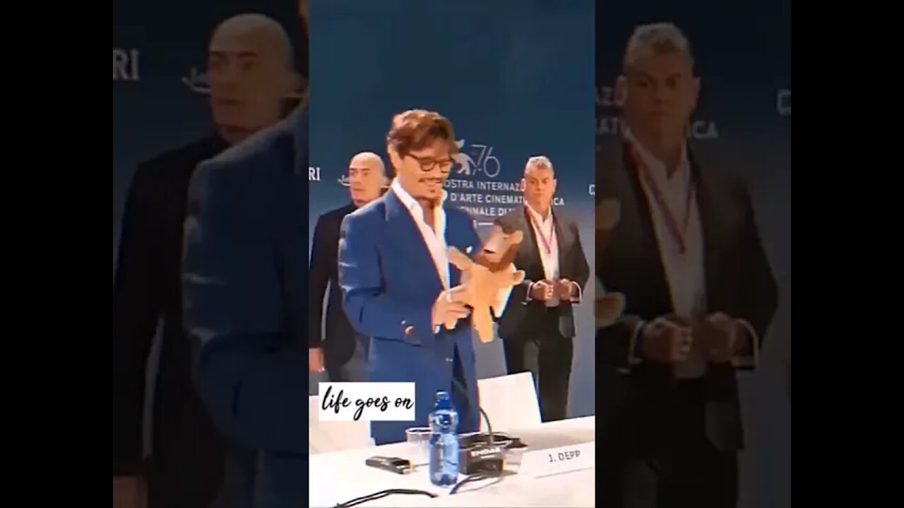 JOHNNY DEPP Bodyguard Tries to Steal JOHNNY'S LION