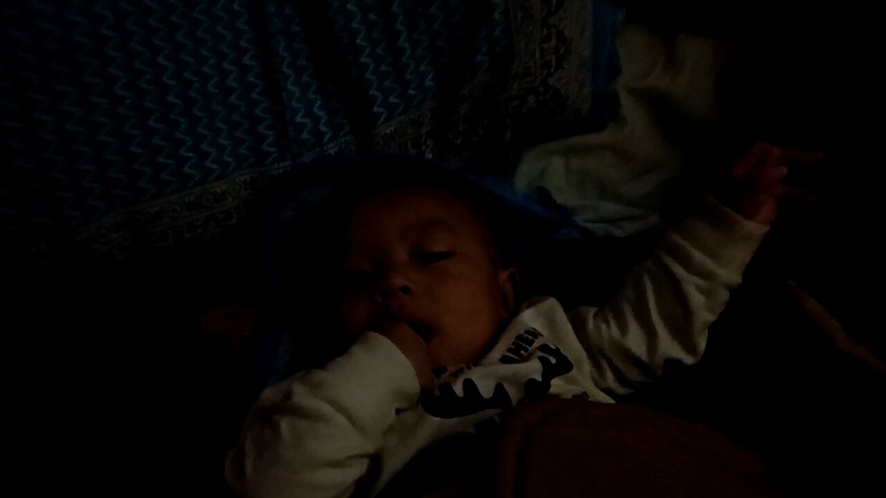Marvin won't sleep 😪