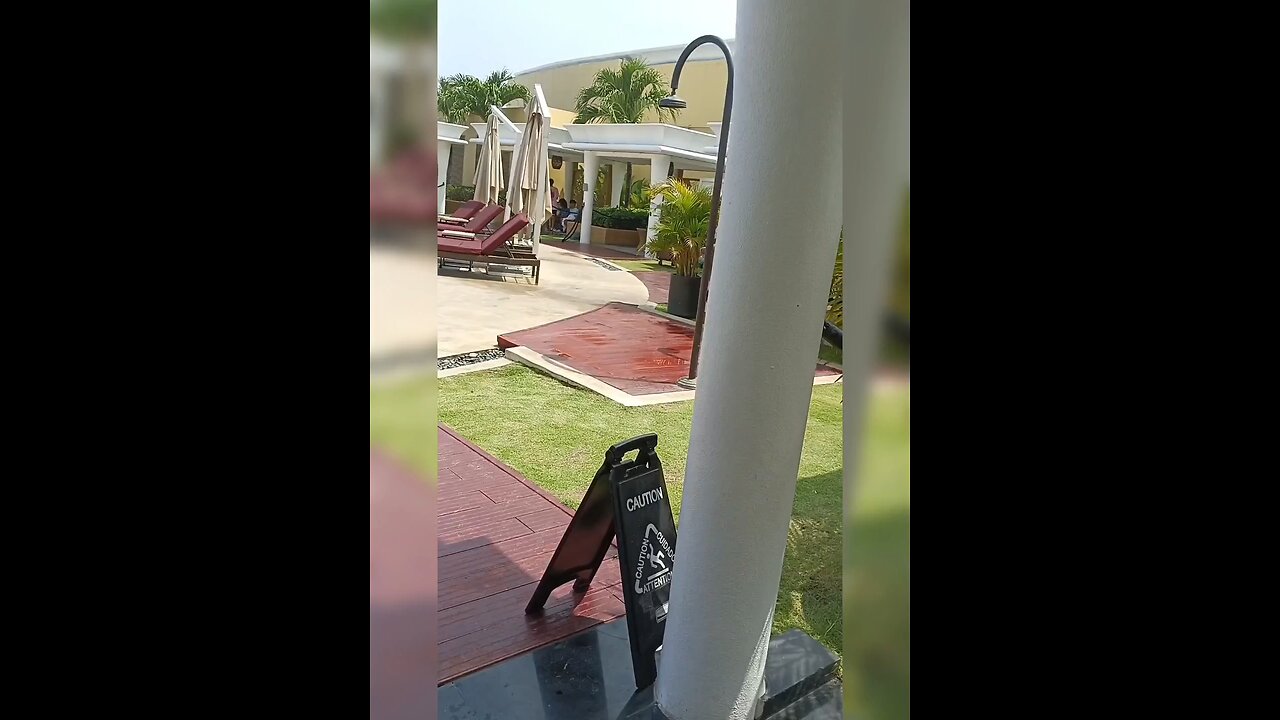 arrived at 7 very nice pool