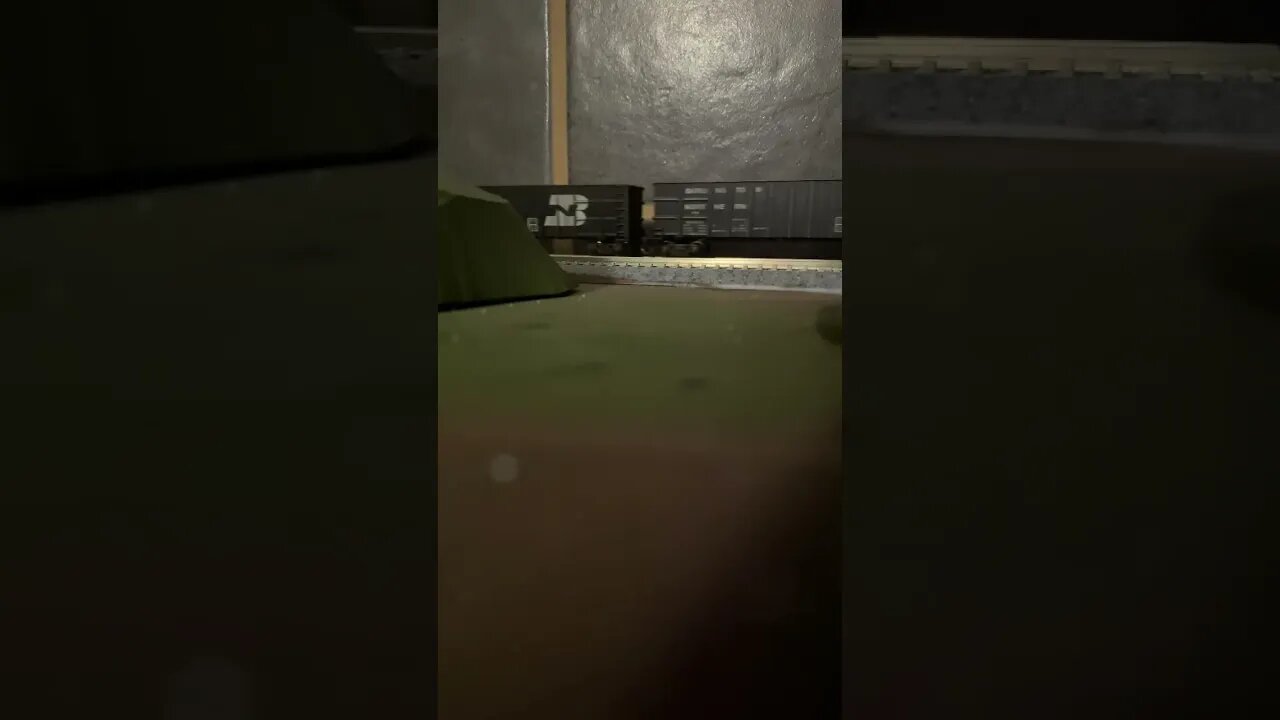 N Scale Burlington Northern F45s with sound