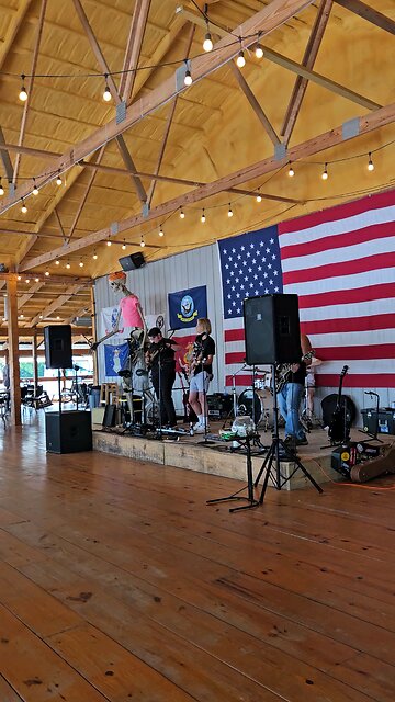 live music at Jamie's Mix Trading post Utica Illinois