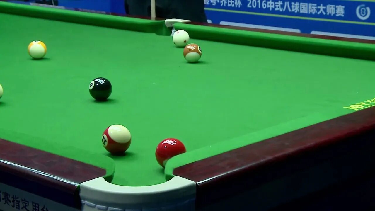 Zheng Yubo Plays Brilliantly the Champion