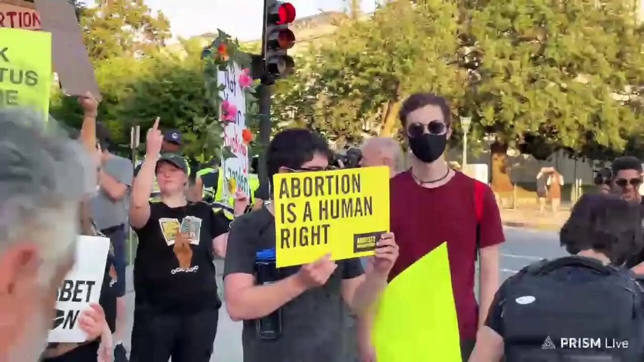 Live - Outside Supreme Court - Roe V Wade - DC