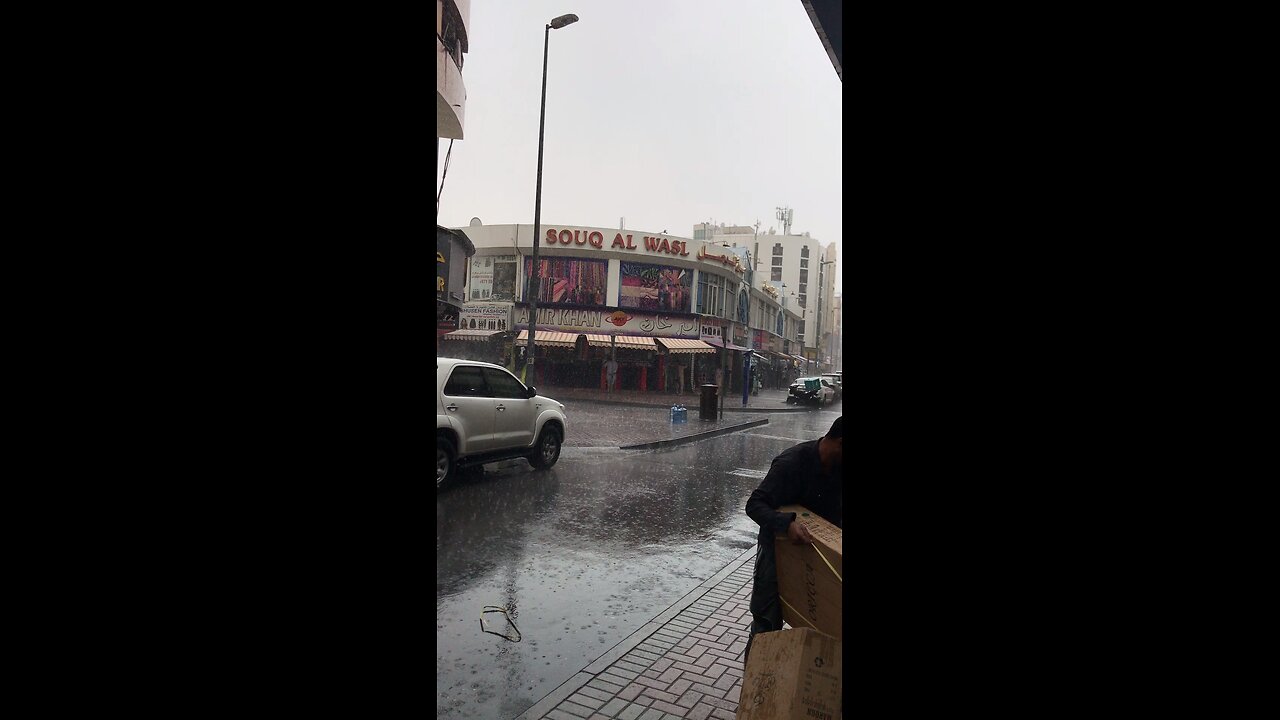 Rain in Dubai