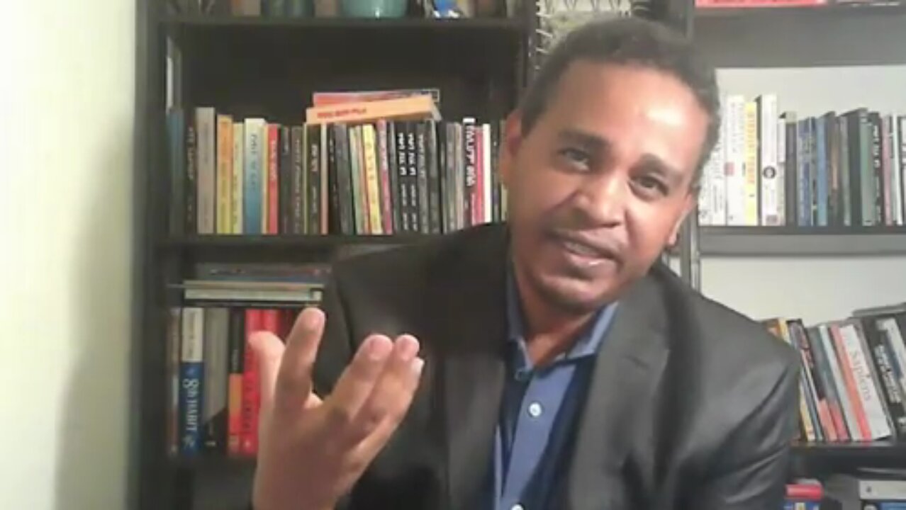 የአማራ ክልል መንግስት ሁሉንም በስም እየጠራ ትግሉን እንዲቀላቀሉ ማድረግ አለበት ፤ የተናጥሉ መግለጫ አያሻግርም - ኤርሚያስ ለገሰ