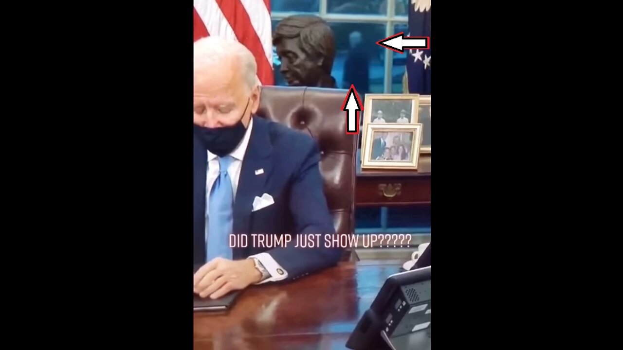 WAS that DJT walking by JOE's phony window?