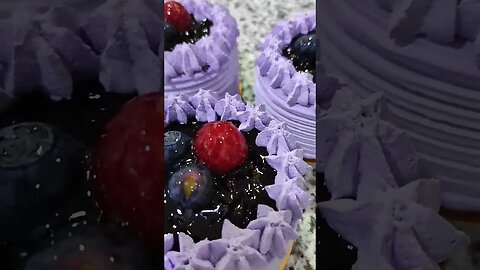 Yummy Cake 😋😋😋 #shortsviral #satisfying #asmrsounds #blueberrycakes