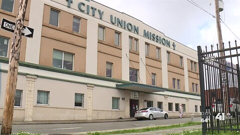 Homeless shelters work to bring back volunteers
