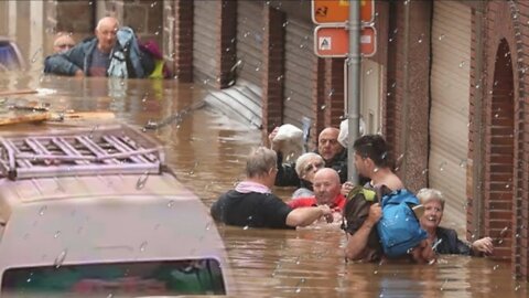 CLOAKED UFO SHIP AGENDAS: What's happening in TEXAS! A terrible flash flood hit Dallas, Texas today