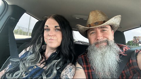 Zach Bryan with the wifey