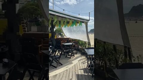 Vista do quiosque de Copacabana! #curiosidades #incrível #vista