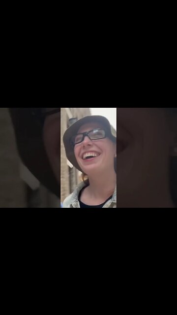 Pearl INVADES Feminist Convention