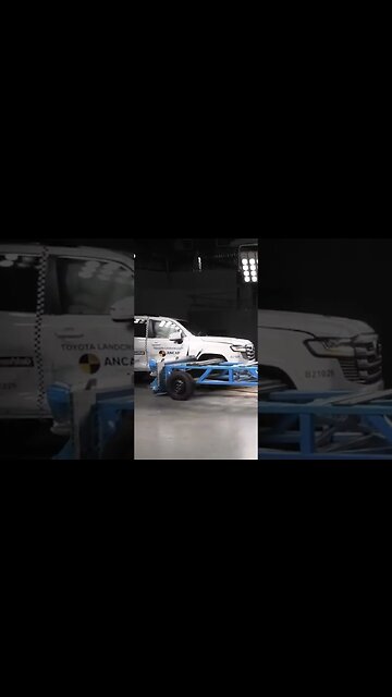2023 Toyota LandCruiser Crash Test