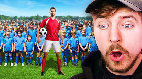 100 Kids vs 1 Pro | Beast Reacts