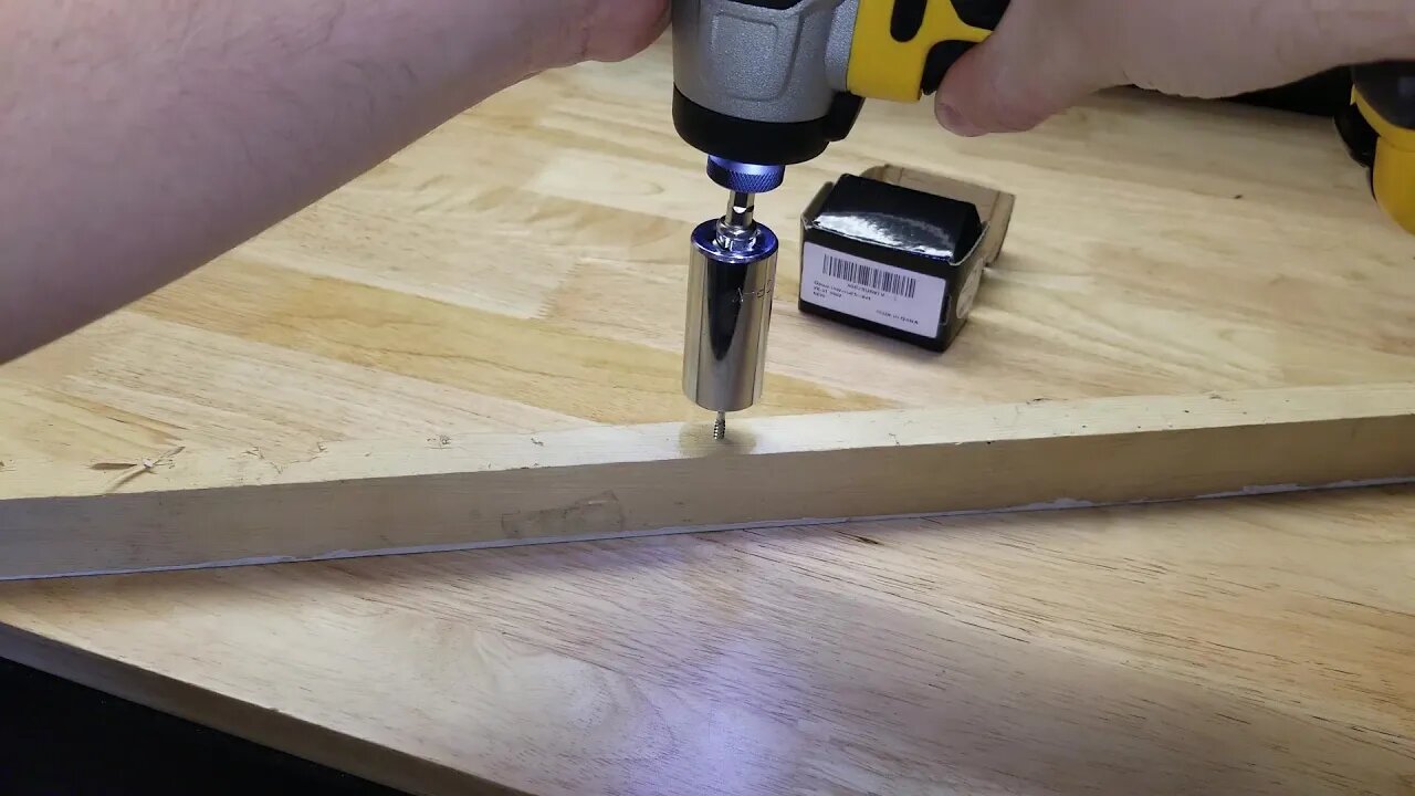 Crosize Universal Socket Test
