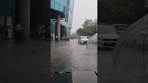 तुफान 🌩🌧⛈️