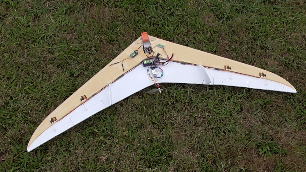Tail-less kfm2 drag rudder and stabilization tests