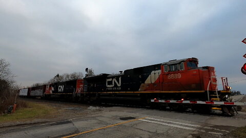 CN 8889 & CN 5683 Engines Westbound Manifest Train At Mandaumin