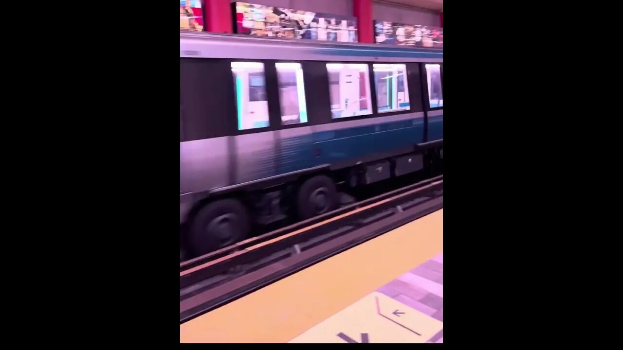 Artistic McGill Métro