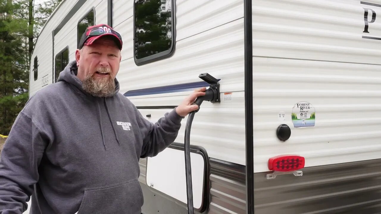 Forest River Puma 289BHS Camper Outside Tour / Outside of Camper Review! / New old Campers!!