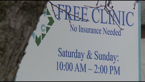 Mosque clinic offers free medical care to anyone in need