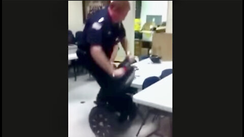 HILARIOUS! Cops vs. Segway! Cops 0 - Segway 2