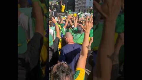 Chegada do Jair na Av. Paulista.