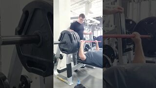 405lbs Raw bench, 61 years old, Crazy 🤪 old man