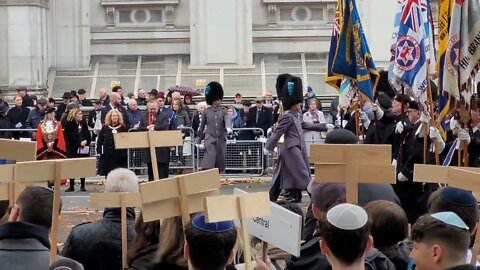 British Jews ✡️ sing God save the king #remembrancesunday