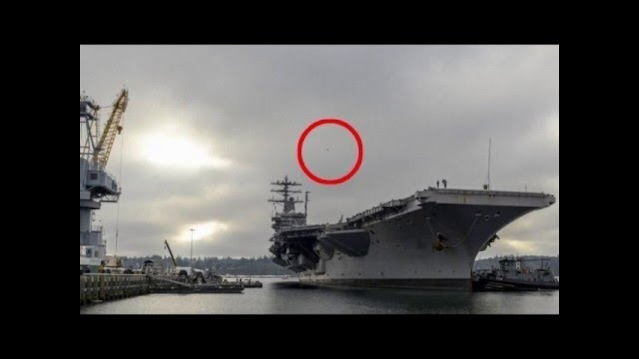 Breaking 🔴 UFO Attack Caught On Camera Near US Military Base 🔴 UFO Attack