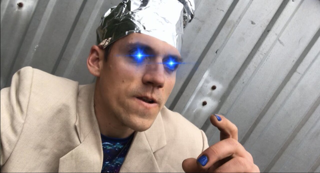 The Conspiracy Theorist, How to survive the New World Order (Farming)