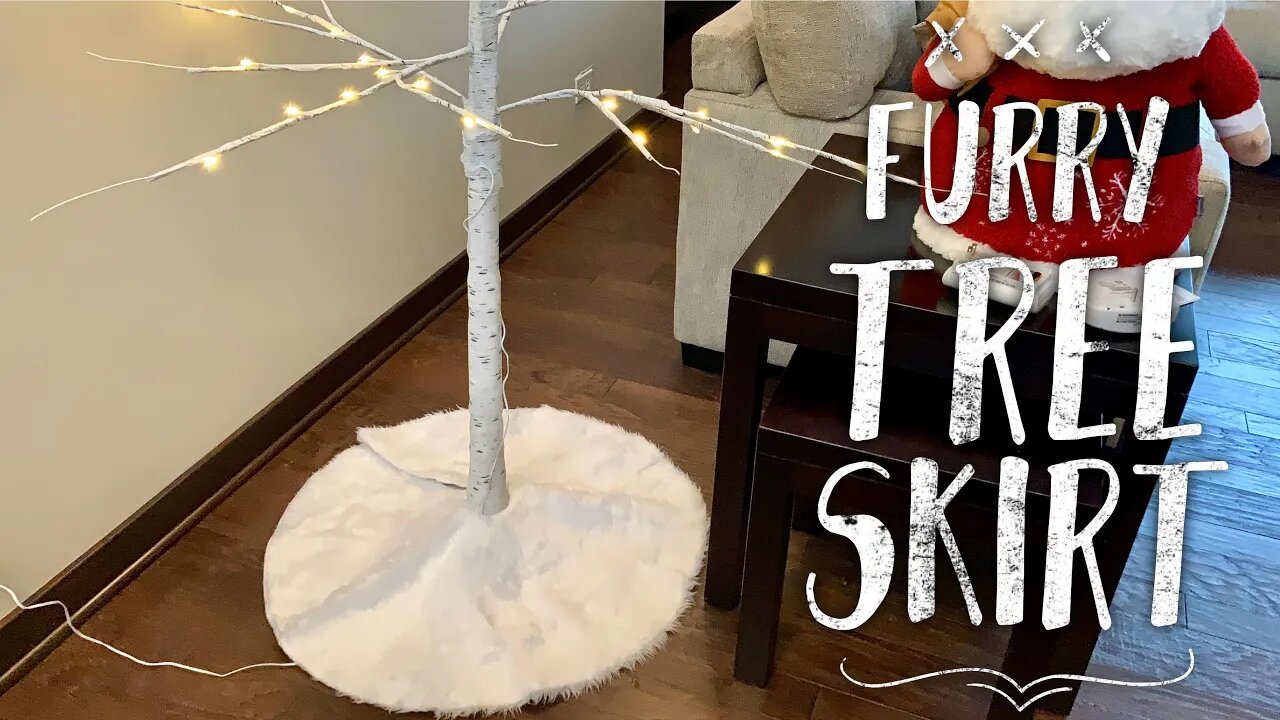 Plush Furry White Christmas Tree Shirt by Konsait Review