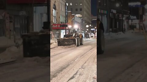 Downtown Snow Trucker removal