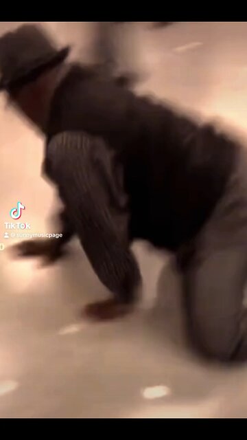 Funny video of sometimes uncle dancing