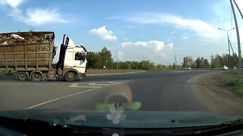 Compilation Of Intense Moments Captured On Dash Cam