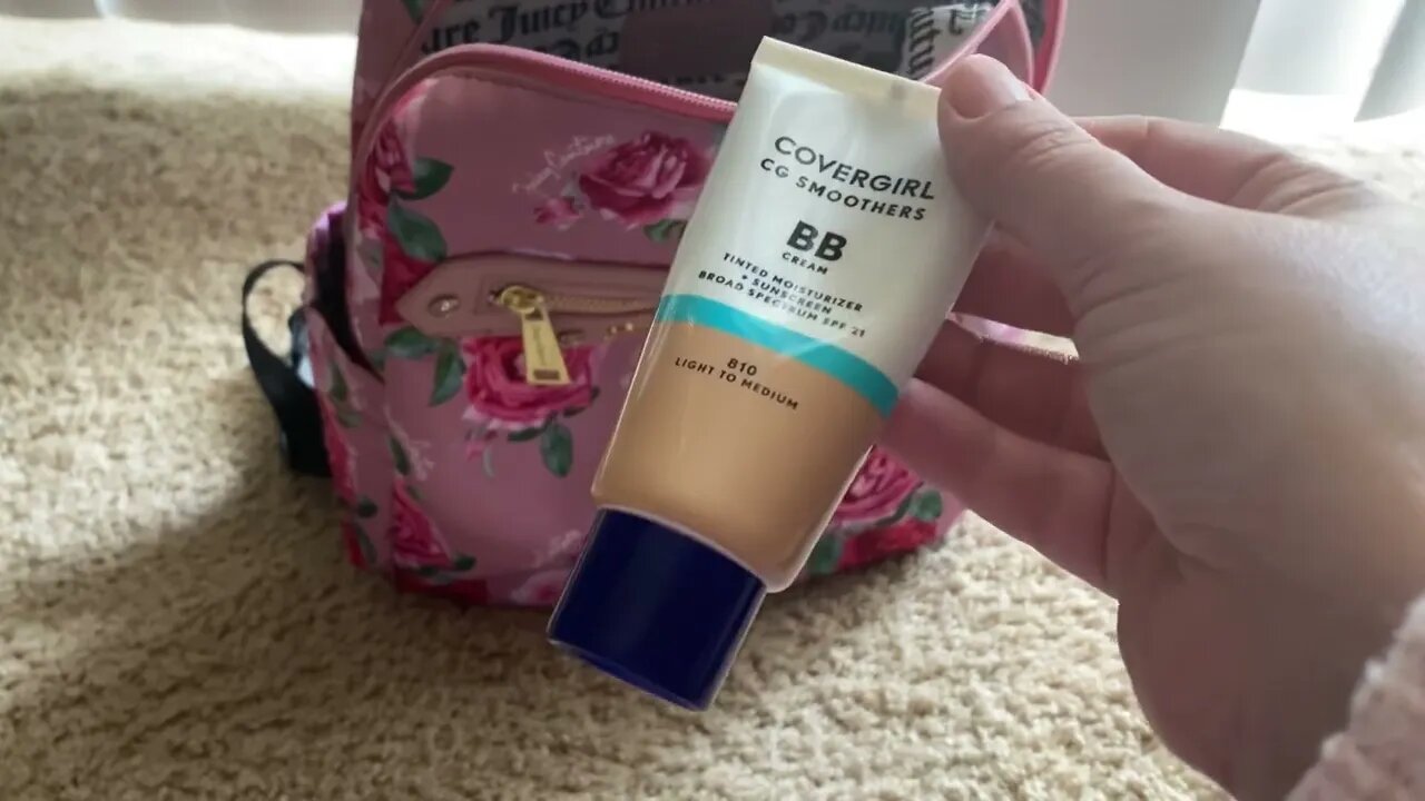 What Is Inside My Bag - The Juicy Couture Backpack Rose 🌹 Purse