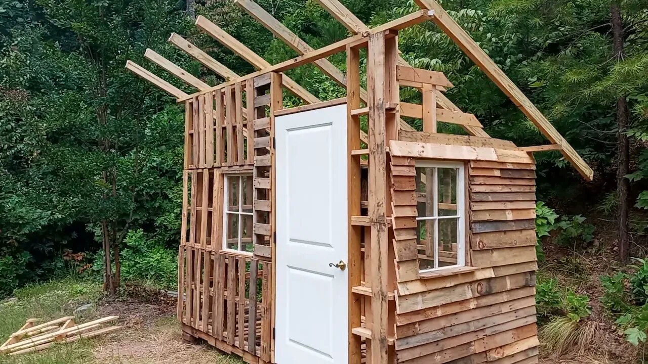 Pallet Chicken Coop Vol. 2 Midway through construction update