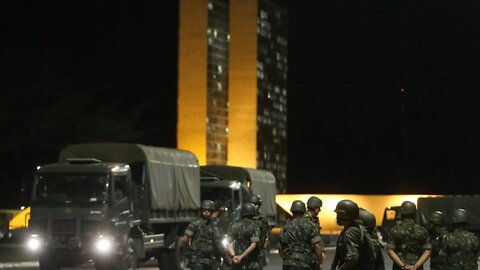 BRASÍLIA PAROU 10/11/22 FORÇAS ARMADAS AGORA BOLSONARO REÚNE COM GENERAIS AGORA BRASIL PAROU!